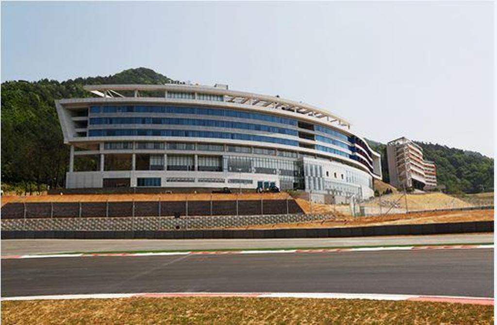 Inje Speedium Hotel & Resort Экстерьер фото